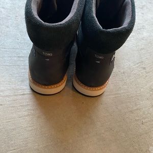 Women’s toms boots